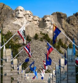 Best RV Parks And Campgrounds Near Mount Rushmore - Our Picks