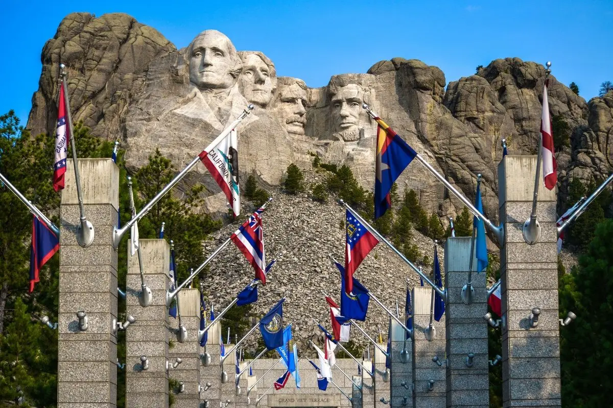 Best RV Parks And Campgrounds Near Mount Rushmore - Our Picks